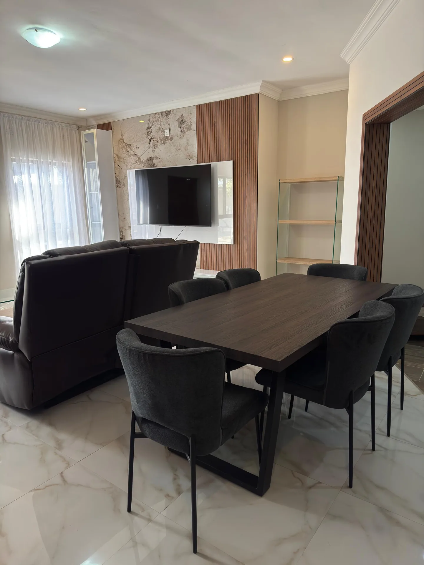 Dining table that seats six