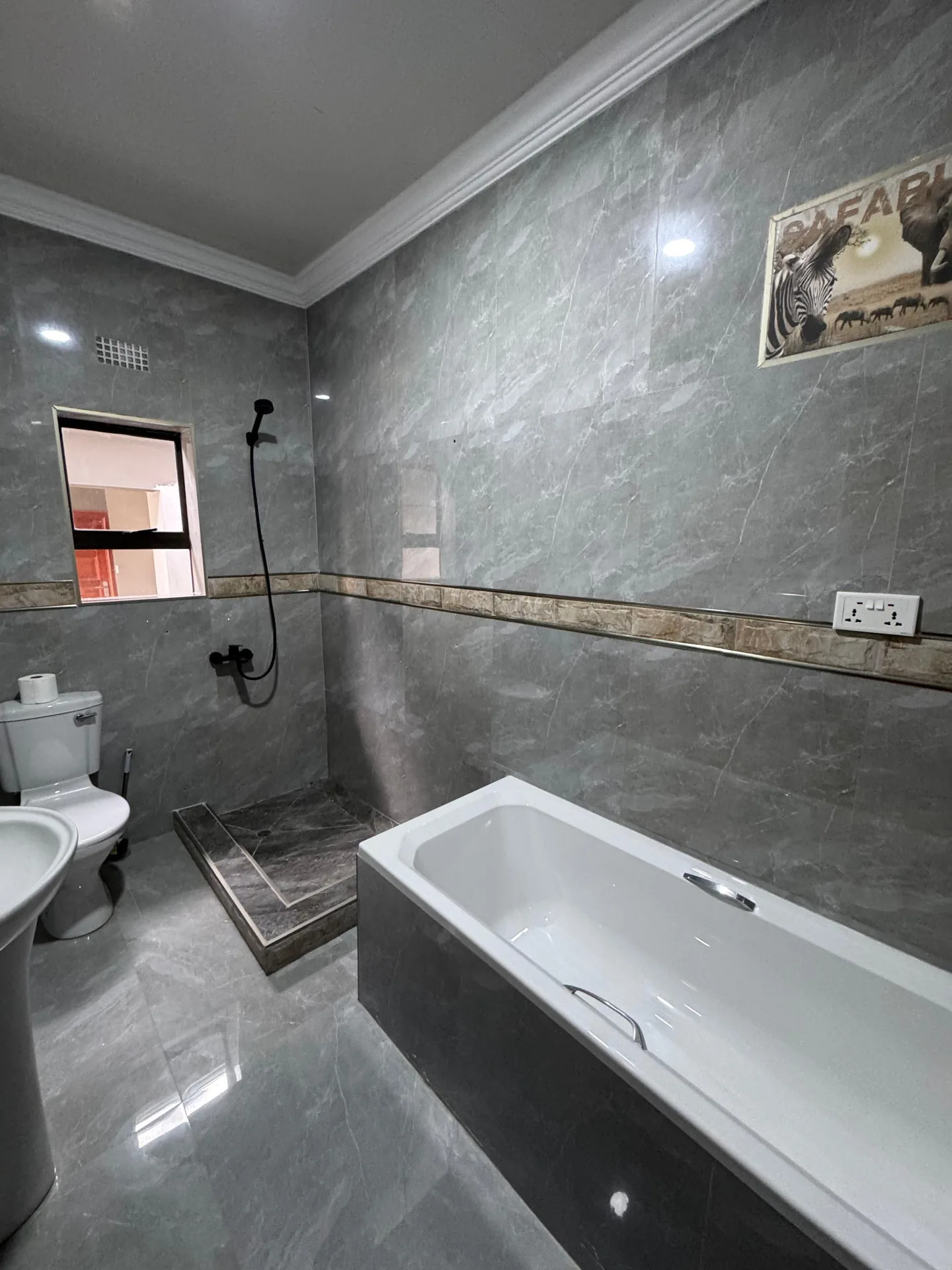 Master ensuite bathroom, alternate view